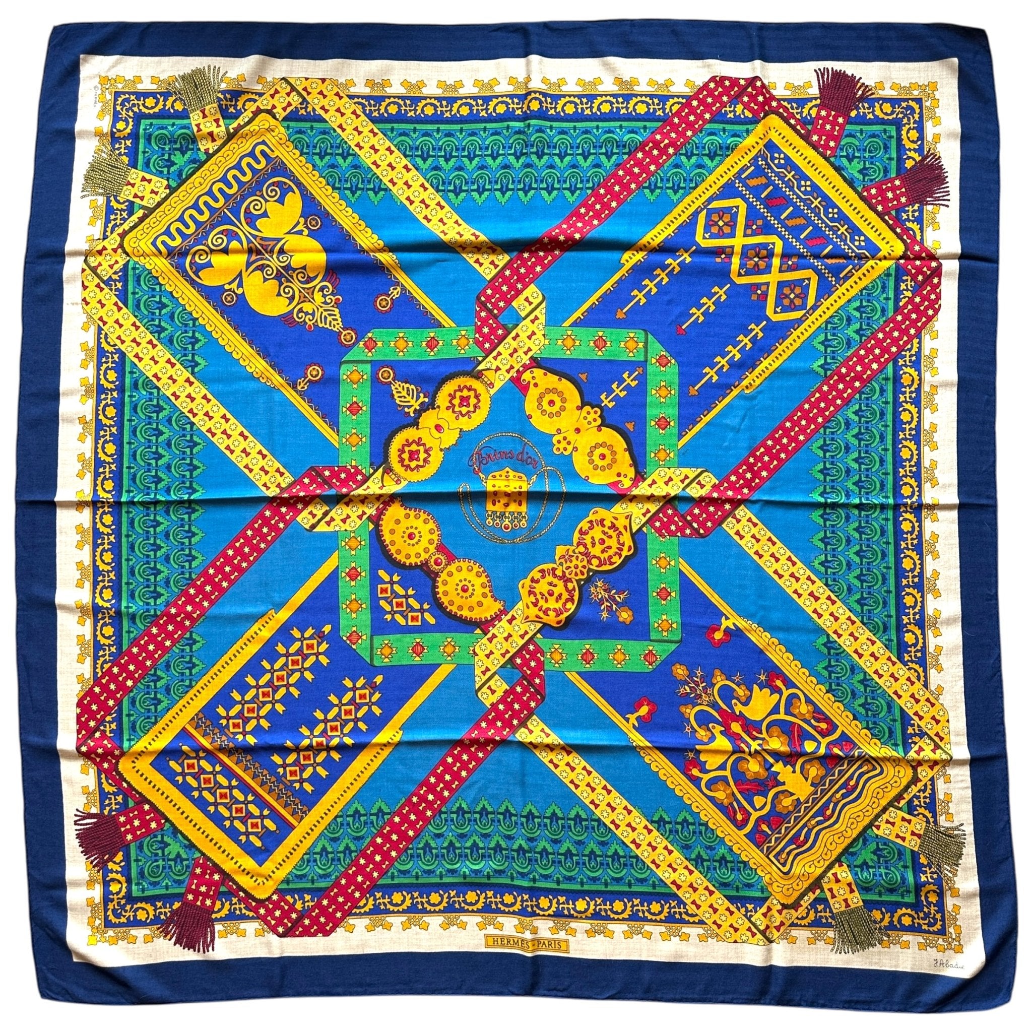 vue d'ensemble du foulard brins d'or bleu crème rouge et jaune