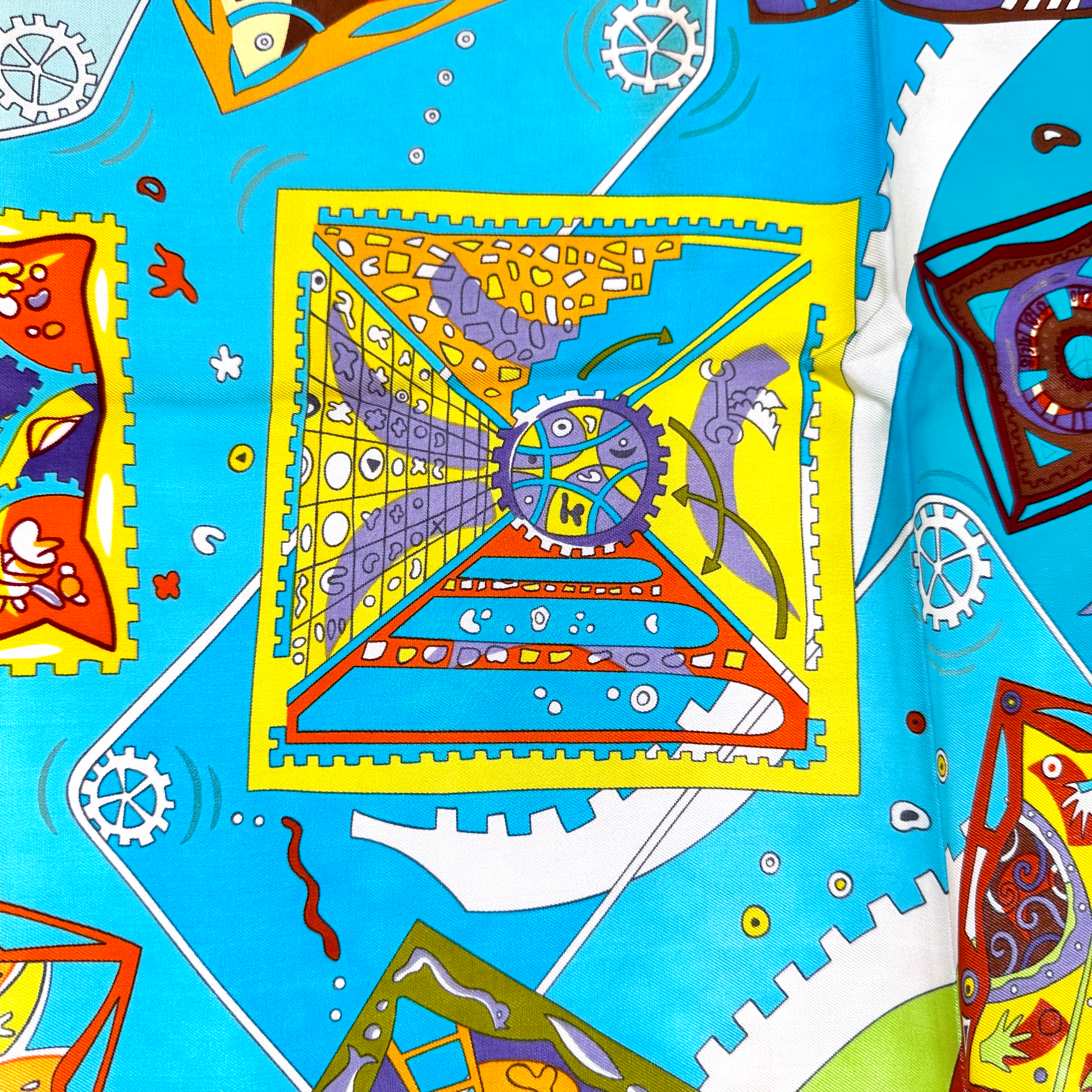 HERMES SQUARE SCARF The mechanics of ideas