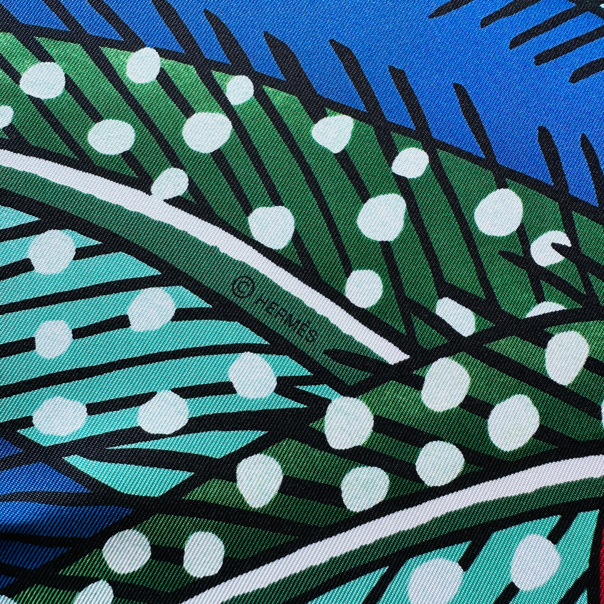 Carré Hermès Baobab Cat Ardmore Artists 90 cm soie, palmes mouchetées et copyright Hermès