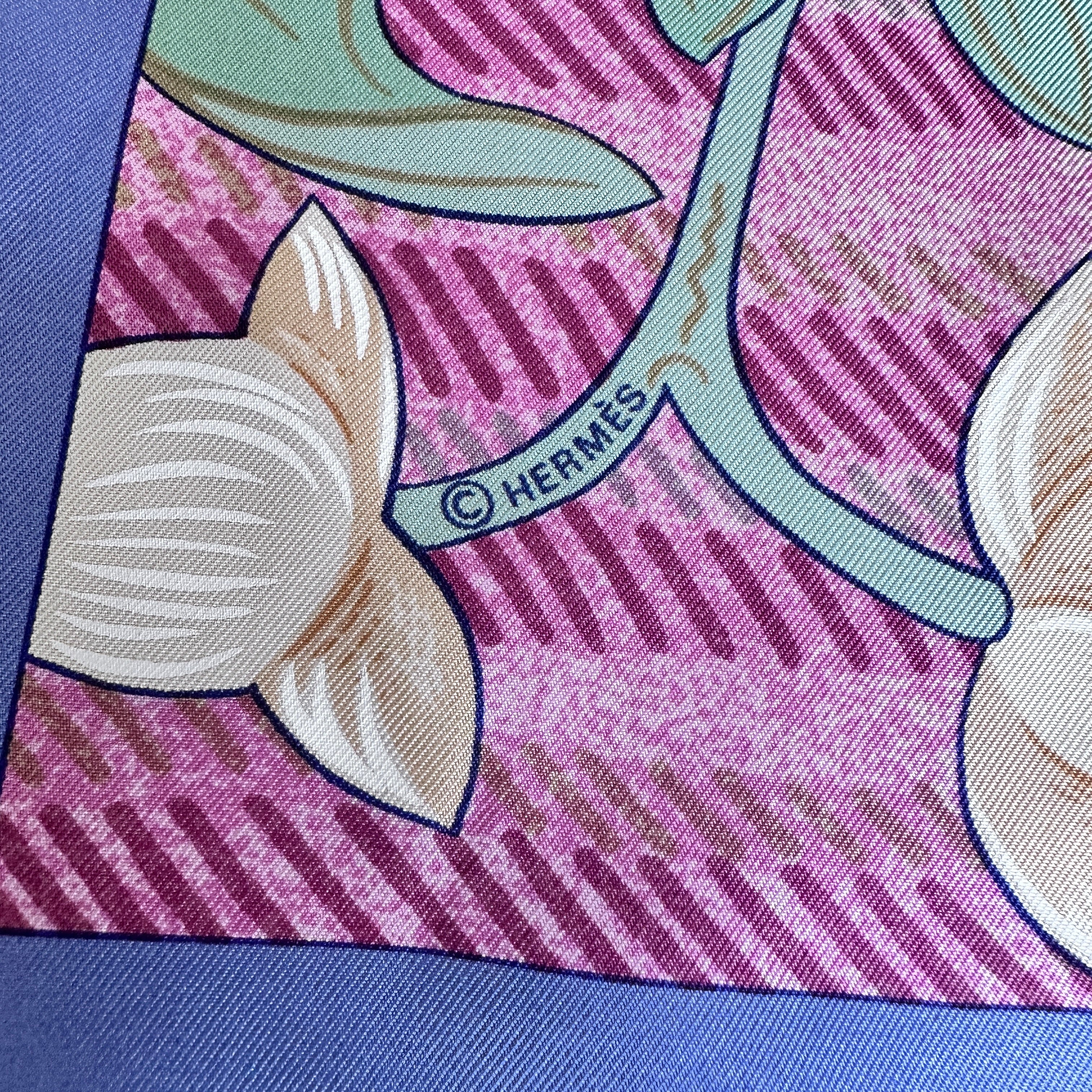 zoom sur logo de copyright Hermès dans le dessin